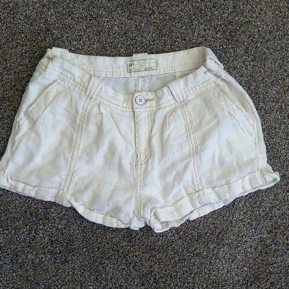Free people 100% linen shorts Size 4 Free People Linen Cuffed White Casual - Picture 1 of 4